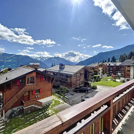 Apartament Romaine 115/3 *